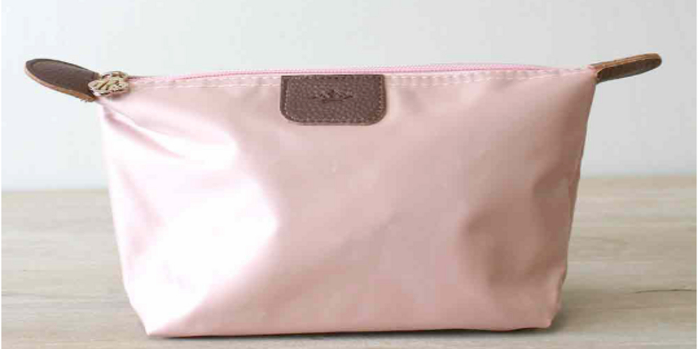 How To Keep Your Nylon Makeup Bag Pristine